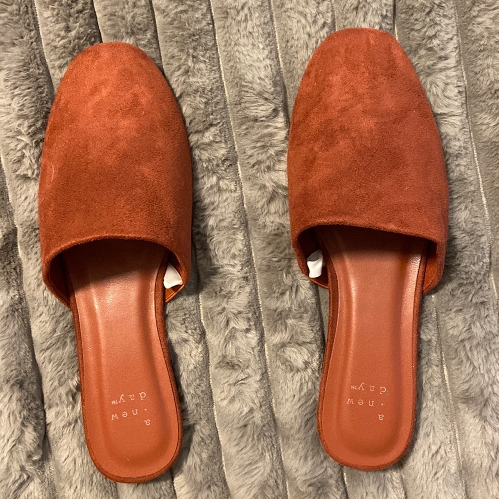 Maroon Mules
